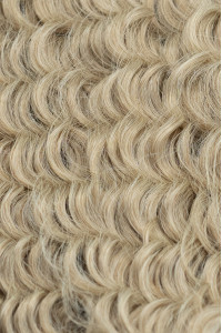 Blond  + 32,60€ 